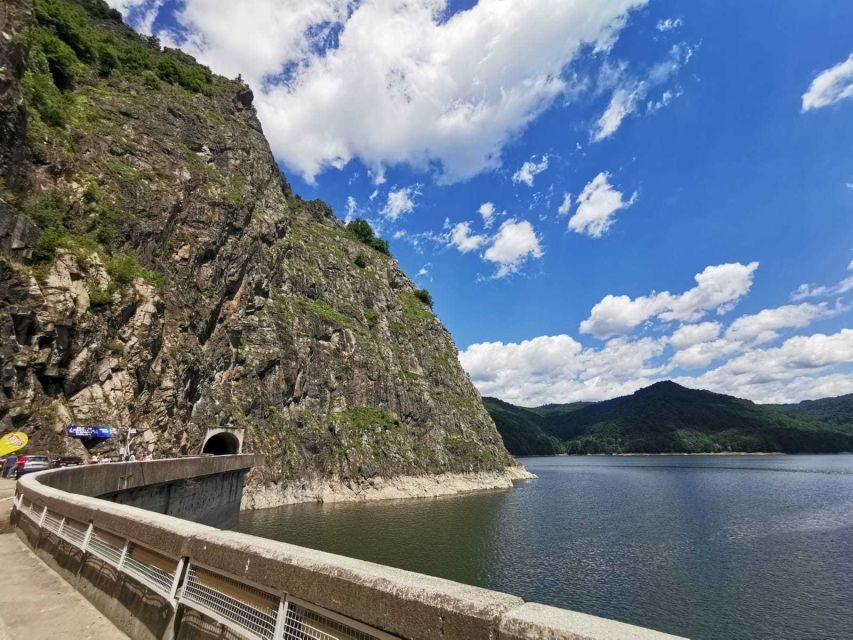 Day Trip to Transfagarasan - Târgoviște: Vlad’s Court and the Dracula Story in Context
