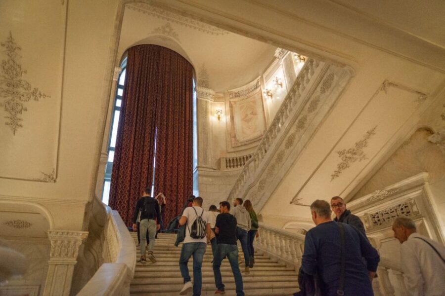 Discover Bucharest: Exclusive Half-Day Private City Tour - Key reasons this tour works