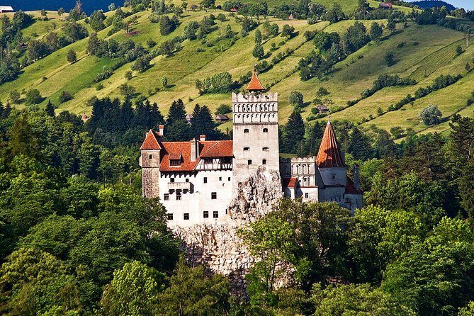 Dracula beyond the legend: 8-day private tour in Transilvania - Price and value: what you’re paying for (and what you avoid paying for)