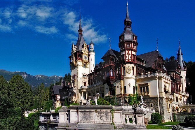 Dracula's Castle, Peles Castle and Brasov Day Trip from Bucharest - Peliș Castle: what you’re really paying time to see
