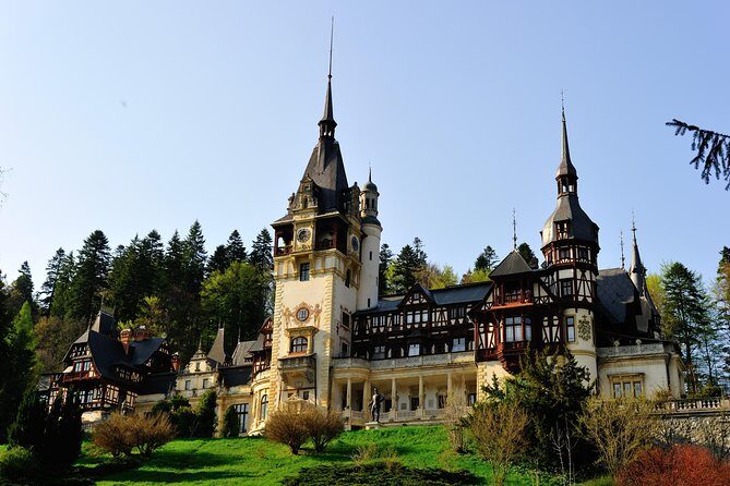 Dracula's Castle & Peles Palace Tour from Bucharest Including Brasov Old Town - Morning in Bucharest: meeting point and the first mountain drive
