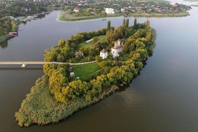 Dracula's Tomb and Mogosoaia Palace, Private Tour from Bucharest - Mogosoaia Palace in Brancoveanesc style: Venice meets Ottoman influence