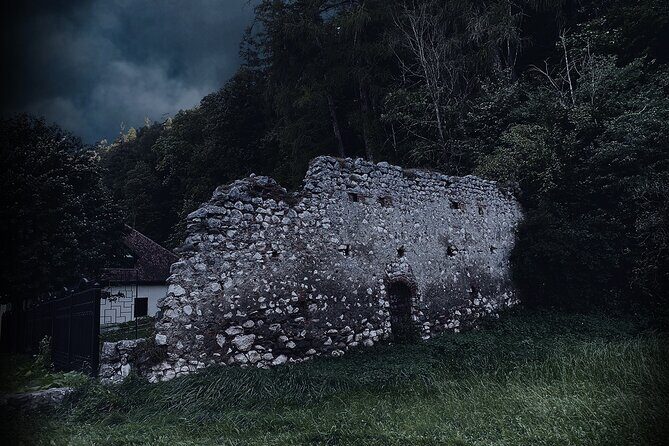 Dracula’s Tour – Vampires, Ghosts and Haunted Places in Bran - Stop 4: The Former Hospital and Elena’s Cursed Werewolf Story