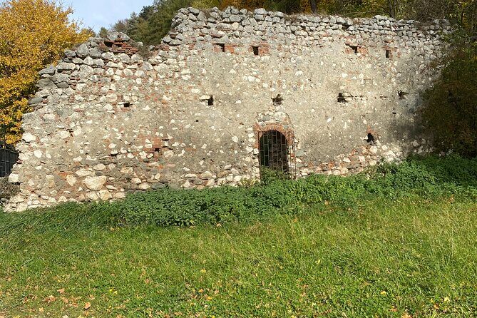 Dracula’s Tour – Vampires, Ghosts and Haunted Places in Bran - Stop 2 and 3: The Bazaar Treasure and the Haunted Barn