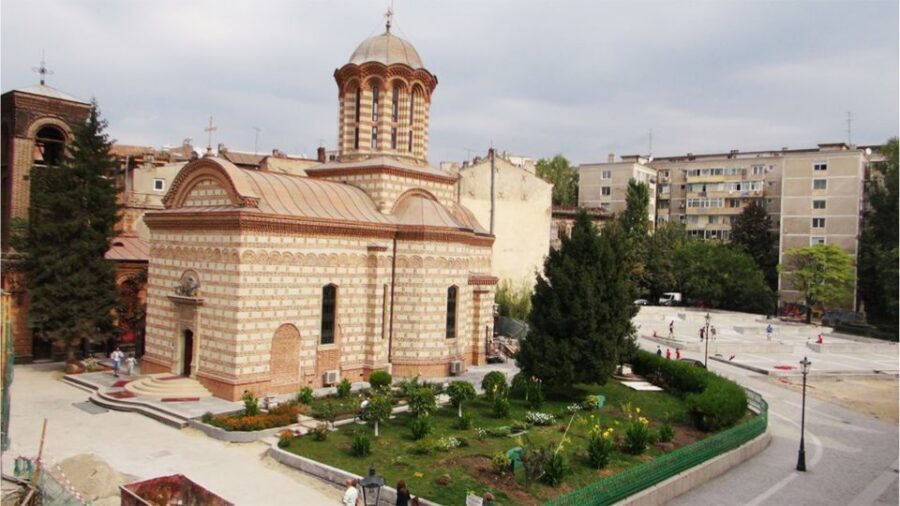 Eastern Orthodox Church Art in Bucharest - Key things you’ll notice on this church-art route