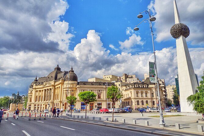 Footprints of Bucharest: History, Communism & Urban Tales - Palatul Regal: winter royal residence and Queen Maria’s direct influence