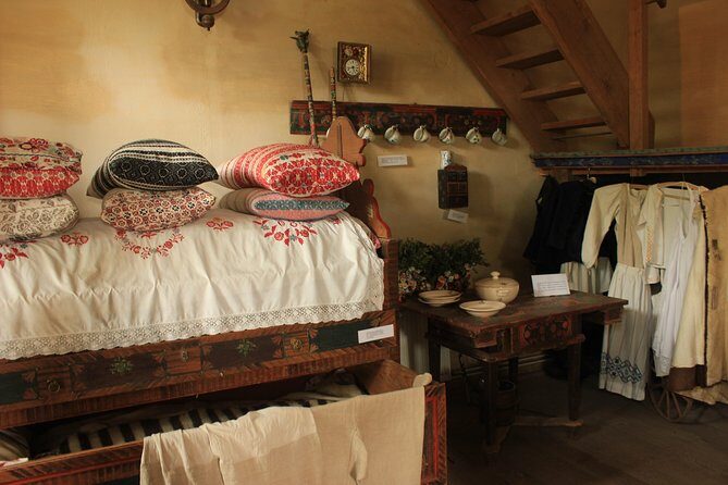 Fortified Church of Viscri and Sighisoara in Spanish (native Spanish guide). - Why Viscri and Sighisoara work so well together