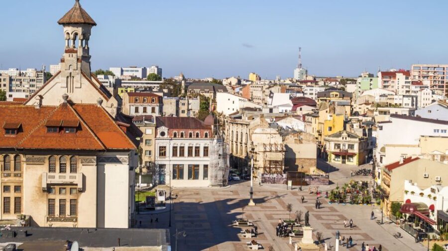 From Bucharest: Full-Day History, Sun & Fun at the Black Sea - How the 12-hour format works with a private English guide