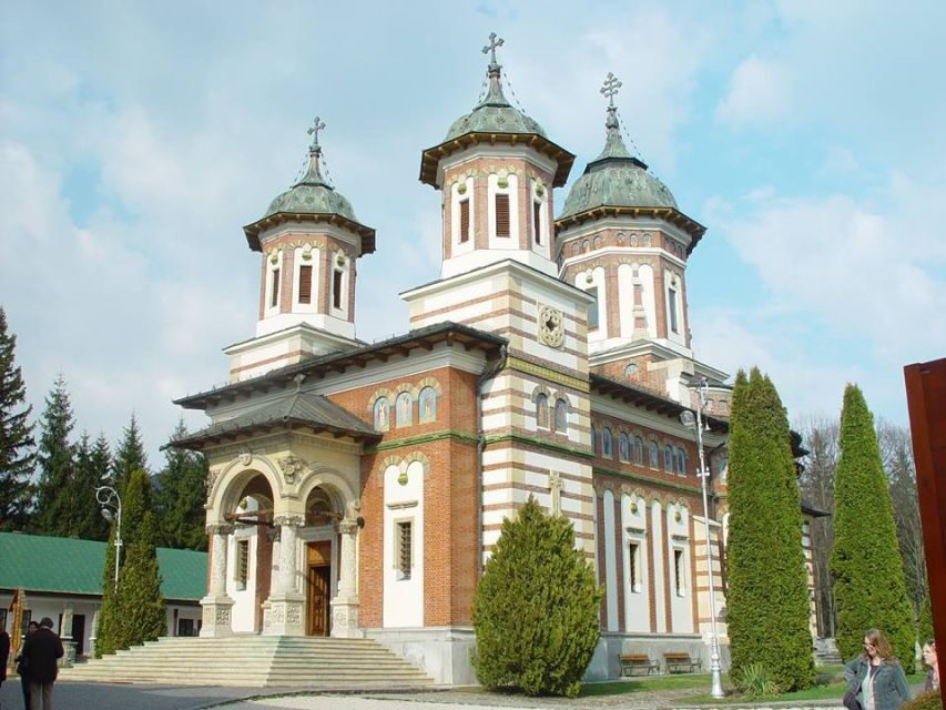 From Bucharest: Full-Day Private Dracula Tour - Private group comfort: why it feels smoother than a big bus day