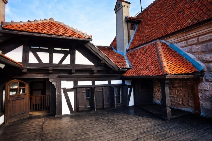 From Bucharest: Full-Day Trip to Dracula Castle - Key things to know before you go