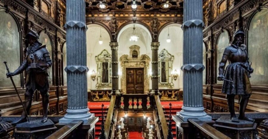 From Bucharest: Sinaia Full-Day Tour - Sinaia free time: walking the town, park areas, and the Casino building