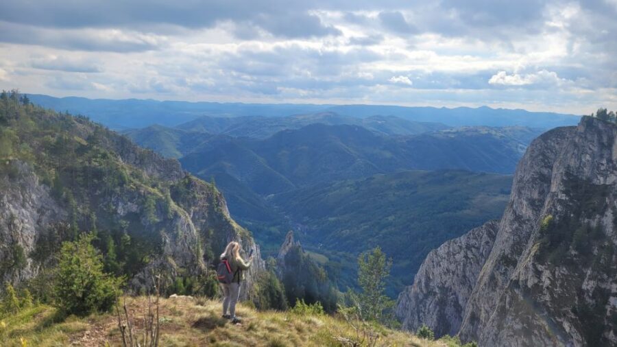 From Cluj-Napoca: Apuseni Mountains Hiking Guided Day Tour - Sipote waterfall and Dumesti village: the optional finish that can feel extra special