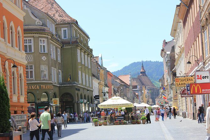 Guided visit in Spanish to the medieval center of Brasov (native Spanish guide). - Panoramas and city orientation: what you gain in 2 to 3 hours