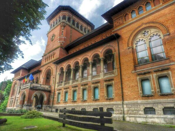 Half-Day Private Sightseeing Tour of Bucharest and its Surroundings Package - Key highlights that make this day work