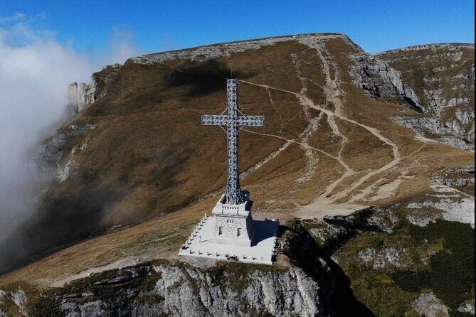 Hiking in Bucegi Mountains in the Carpathians, Private tour - The 11-hour flow: how the route keeps the day moving