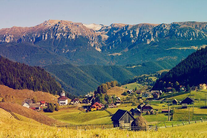 Hiking thought the best mountain villages in Romania-Private tour from Brasov - Should you book this Brasov to Moieciu de Sus day?