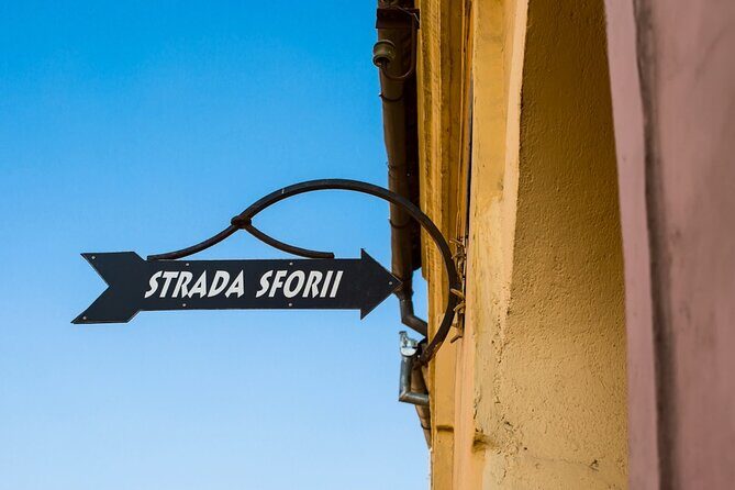 Medieval Brașov: Interactive City Game & Walking Tour - Rope Street Museum: why a short 5 minutes can still be useful