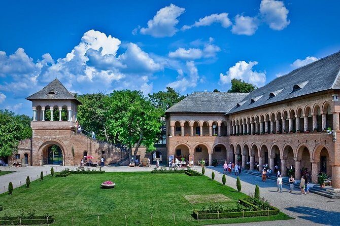 Mogosoaia Palace & Snagov Monastery: Private tour from Bucharest - Mogosoaia and Snagov: a half-day break that still feels meaningful