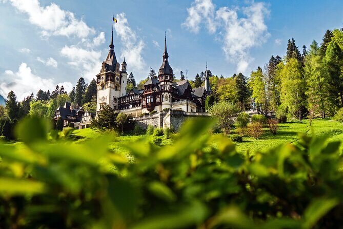 Peles & Cantacuzino Castles: Gourmet Wine & Cultural Day trip - The Drive Through Prahova Valley: Why the Timing Matters