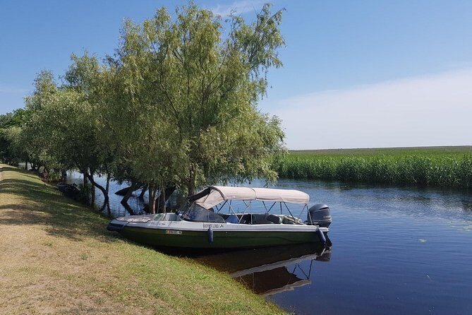 PRIVATE 4-5h speedboat tour to the village Mila23 - Meeting at Safca Delta Tours on Tulcea’s Waterfront