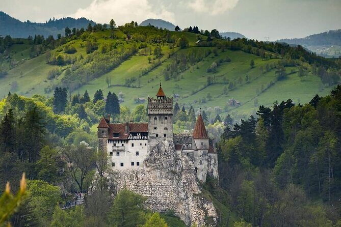 Private 4-Day Tour in Transylvania including Transfagarasan Road from Bucharest - Day 1: Peles Castle, Bran’s Dracula mood, and Rasnov’s panoramic peasant fortress