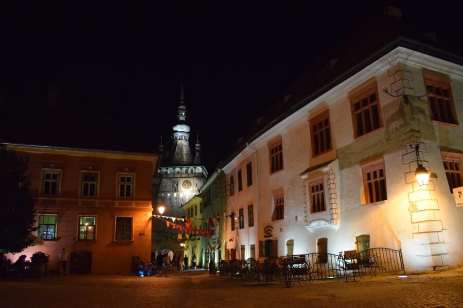Private Sighisoara and wine tasting tour from Cluj - Lunch in Sighișoara: the cultural reset between fortress and wine country