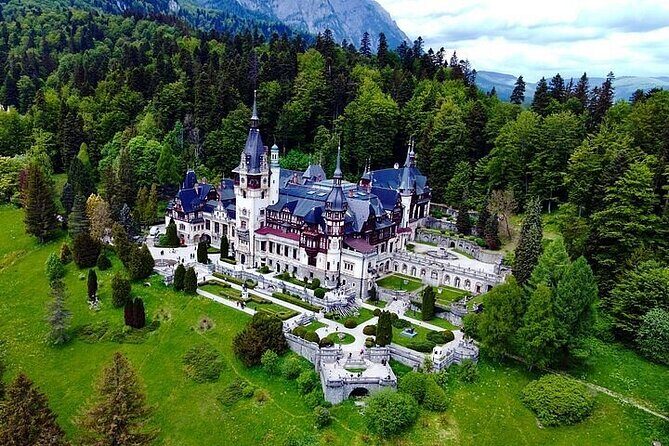 Private Tour in Bran Castle, Peles Castle, and Brasov - Private tour route: how the day flows from 9:00 am