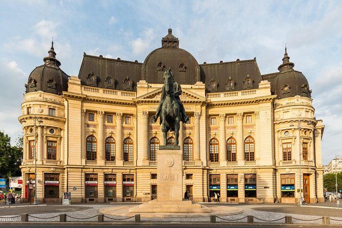 Private Transfer from Bucarest (OTP) Airport to Bucarest City - Premium Car vs 8-Seat Van: Choose the Right Fit for Your Group