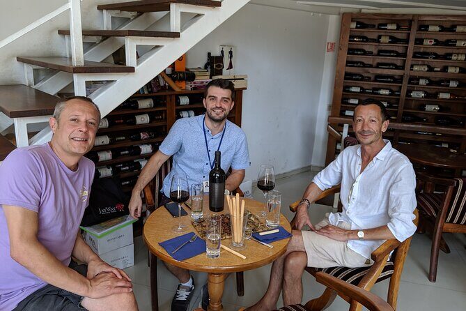 Private Wine Tasting at Bucharest's First Wine Bar - Your Four-Wine Flight: What You’ll Taste and Why It Matters