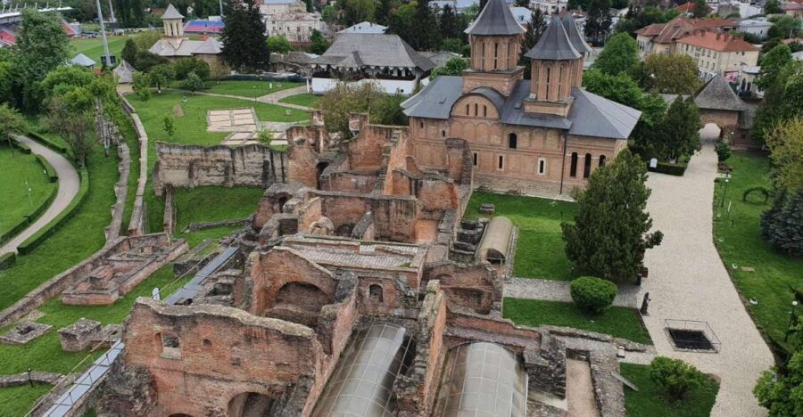Real Dracula Princely Court and Real Dracula's Fortress - Curtea de Argeș: royal graves, old town ruins, and churches that set the tone