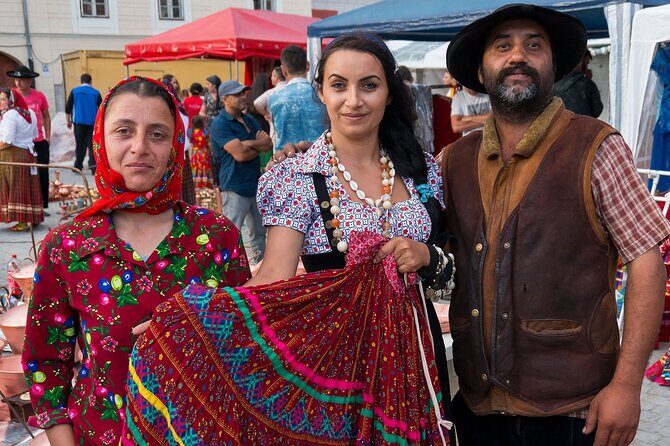 Slavery in Romania Myths and Truths About Gypsies - The point of this tour: myths, slavery, and what you can verify in the street