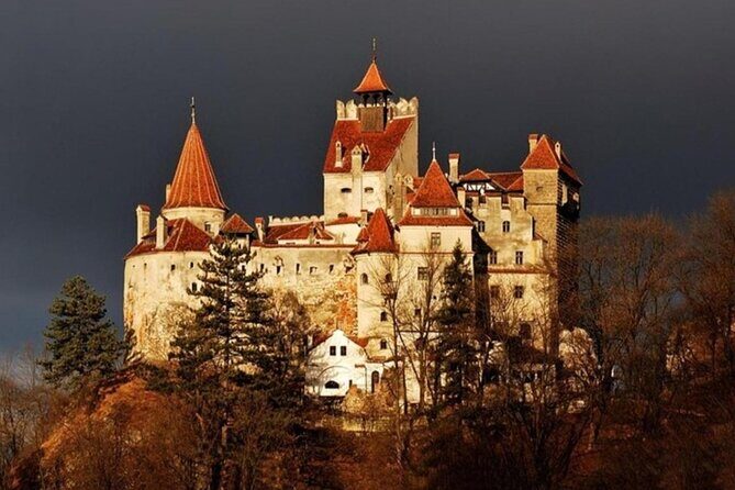 Small Group (max 7) Dracula's Castle, Peleș Castle, Brașov city - Who This Tour Suits Best