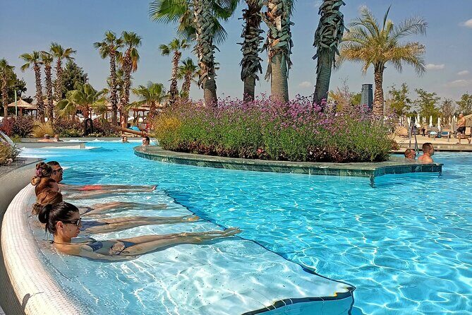Therme Bucharest Tickets and Water Theme Park - Crowds and the wet-club vibe: how to get the day you want