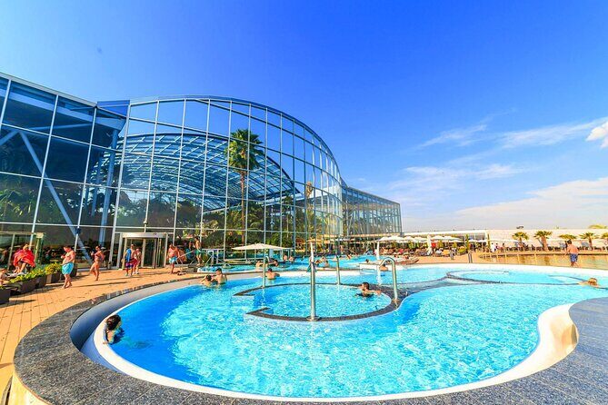 Therme-entrance ticket and transfer pick-up/drop-off Bucharest - Skip-the-line tickets: good for time, not magic