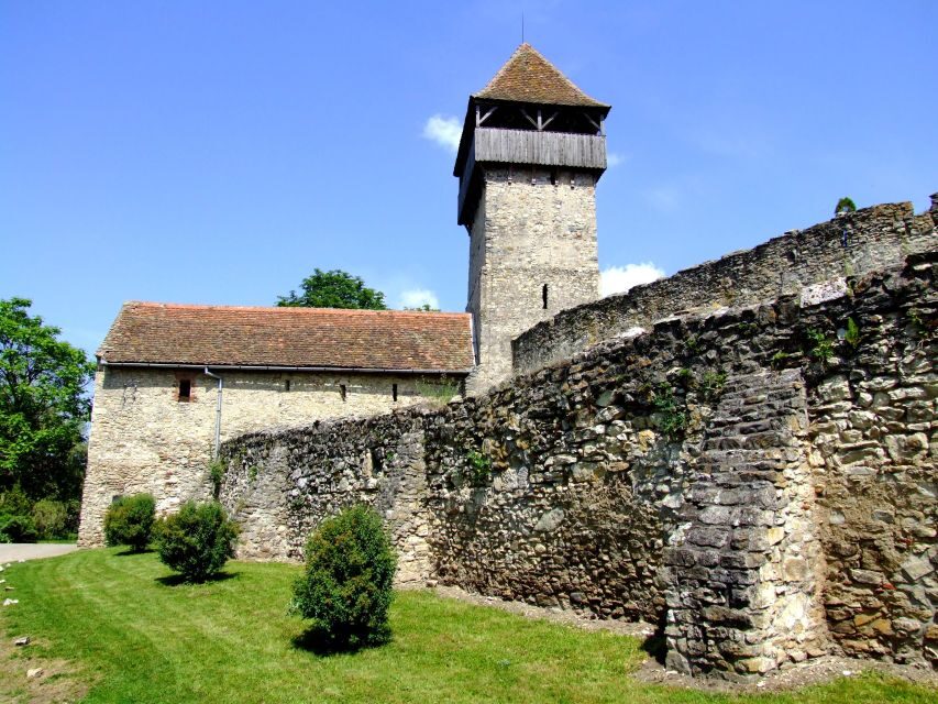 Timisoara Dream Tours: Trip to Hunedoara Castle and to Sibiu - Corvin Castle at Hunedoara: more than a photo stop