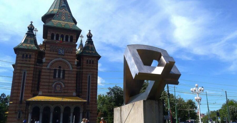 Timisoara: Grand Communism Tour - Anti-Communist Resistance Movement Monument in the 1950s–60s