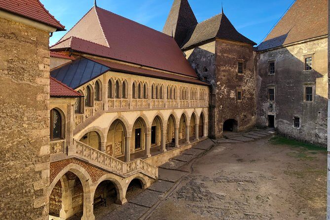 Tour to Corvin Castle in Hunedoara & Alba Iulia - Guides, group size, and the real pace of 12 hours