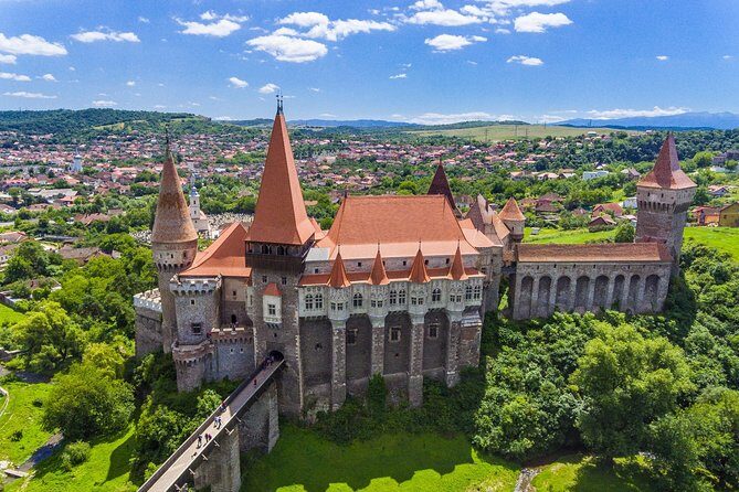 Tour to Corvin Castle in Hunedoara & Alba Iulia - Should you book this Corvin Castle and Alba Iulia tour?