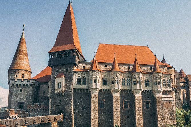 Tour to Corvin Castle in Hunedoara & Alba Iulia - FAQ