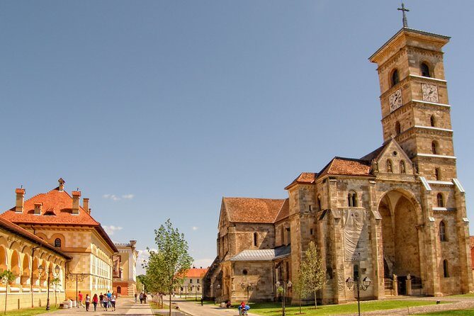 Tour to Corvin Castle in Hunedoara & Alba Iulia - Alba Iulia walking tour: the Roman fort Apulum angle