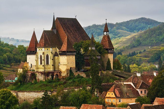 Transylvania Gems: Sighisoara, Medias, Biertan & Gypsy Encounter - Medias Synagogue and the Citadel of Light: a Saxon start that sets the tone