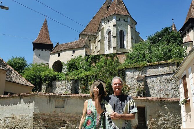 Transylvania Gems: Sighisoara, Medias, Biertan & Gypsy Encounter - Back to Cluj: City Hall stop and why evening timing slips