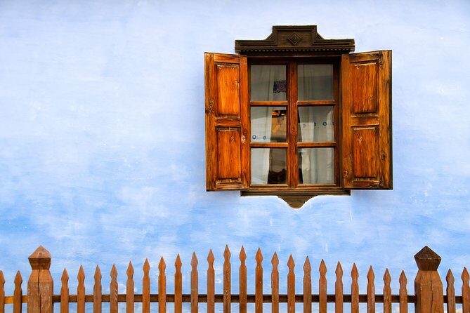 Transylvania Gems: Sighisoara, Medias, Biertan & Gypsy Encounter - 8:00 am pickup and a full-day flow from Cluj-Napoca