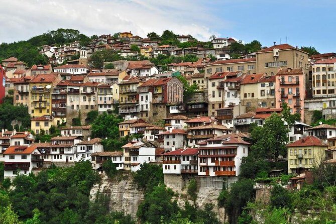 Veliko Tarnovo and Medieval Bulgaria Private Day Trip from Bucharest - The border-crossing factor: smooth when it goes right