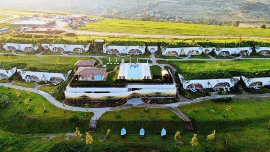 Winery touring & private wine tasting - one day private tour - Key highlights at a glance